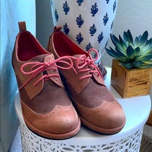 Jambu Dutch Design Leather Clogs